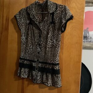 Hot Topic Leopard Print Button-Up Top with Black Lace Trim